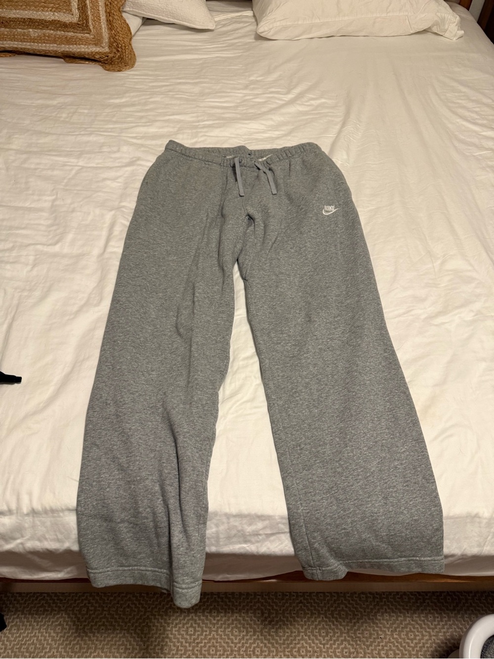 Nike Kids Gray Fleece Joggers with White Logo